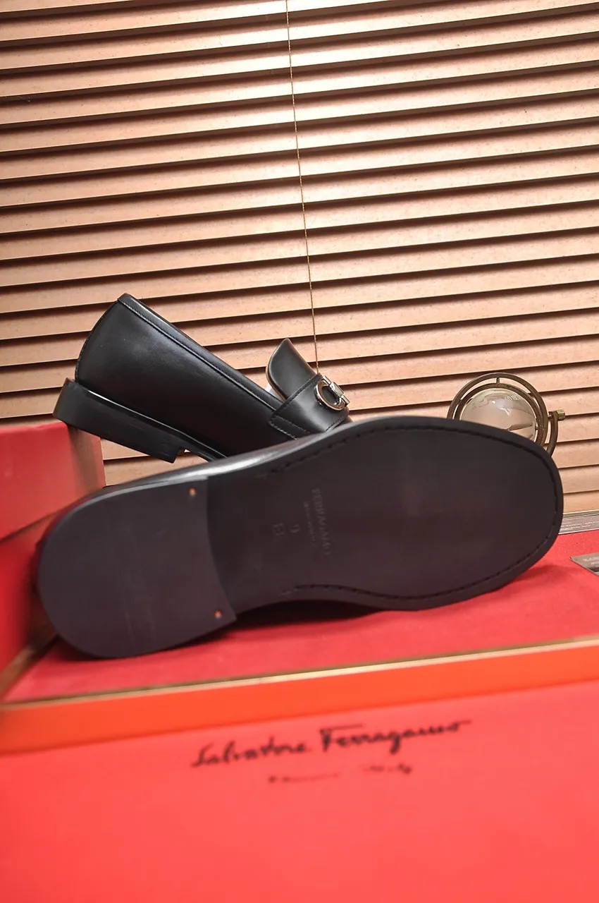 Men's shoes 💰620💶 [Ferragamo/Ferragamo] The latest model in the counter. Original imported open-sided high-quality cowhide hand-woven + imported 🐂 cowhide + original luxury metal buckle + original combination outsole. Comparative and stress-free 38--45 (45 custom-made)